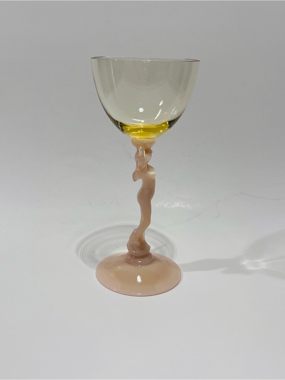 Vintage Cambridge Glass Nude Statuesque Tuscan & Yellow Cocktail Glass - Picture 7 of 12